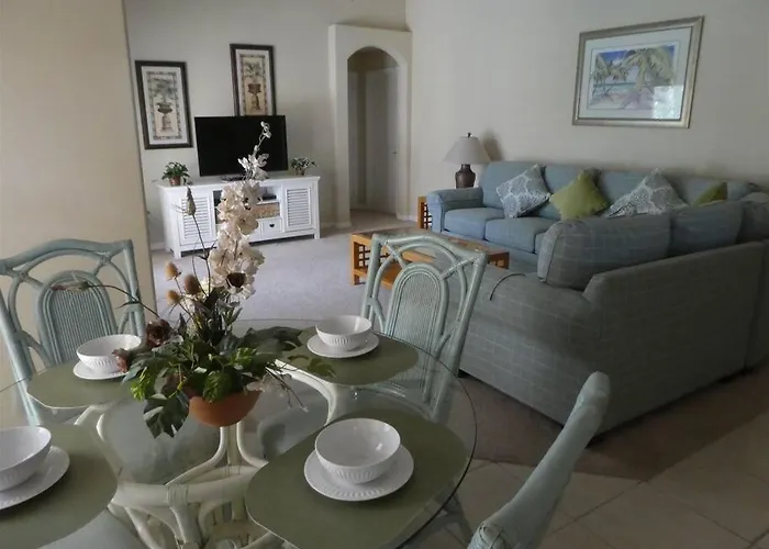 35 - Fabulous 4 Bedroom Villa With South Facing Pool